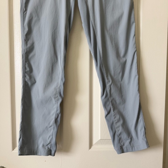 Lululemon Beyond Studio Jogger Pants Straight Leg Slim Fit Luxtreme Gray Size 4 - Picture 7 of 14